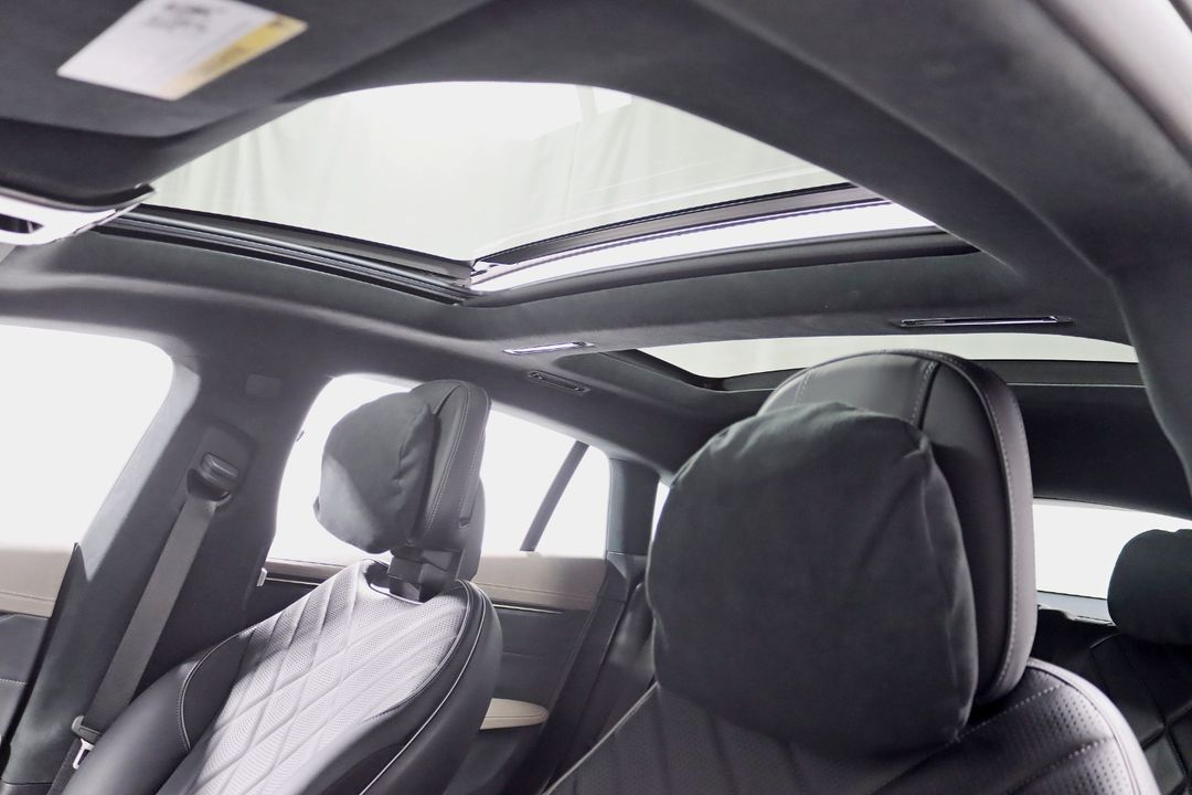 2022 Mercedes-Benz EQS
