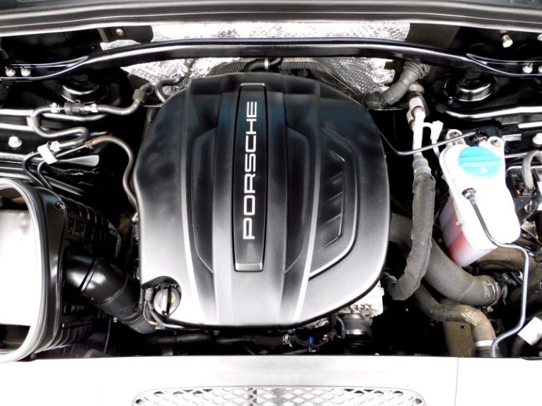 2021 Porsche Macan