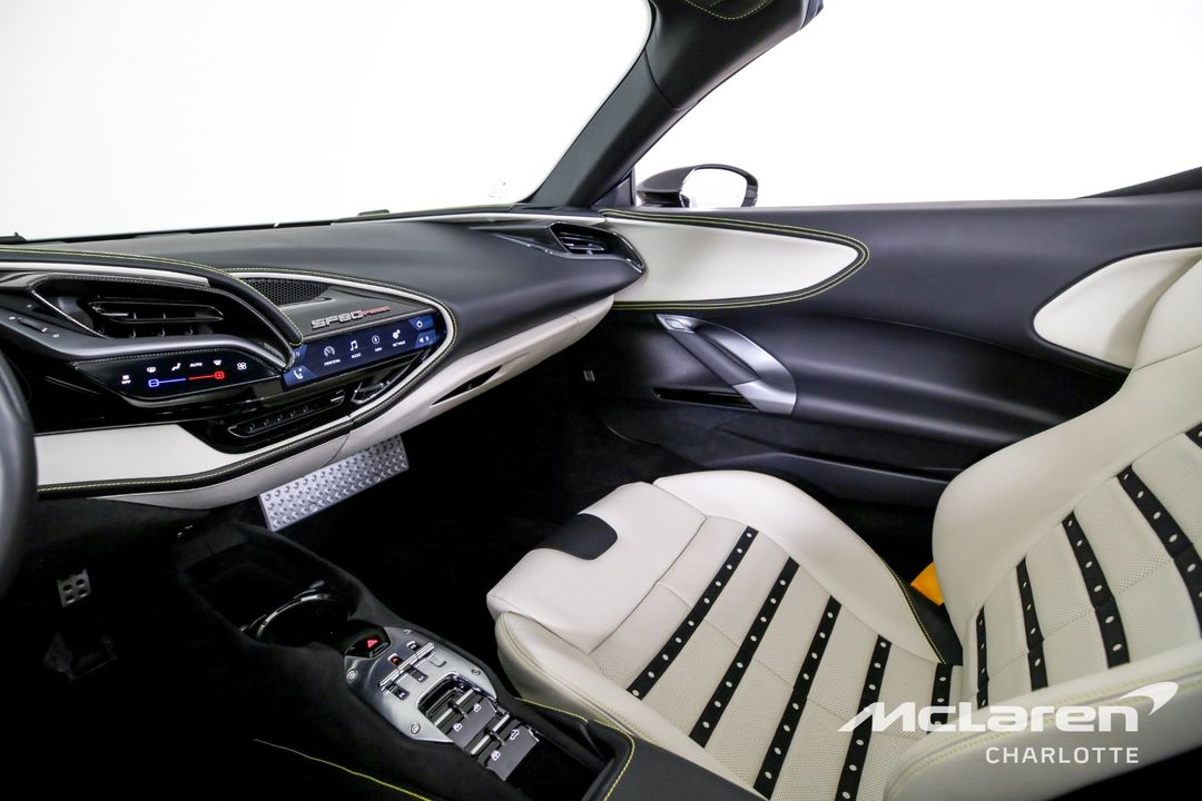 2024 Ferrari SF90 Spider