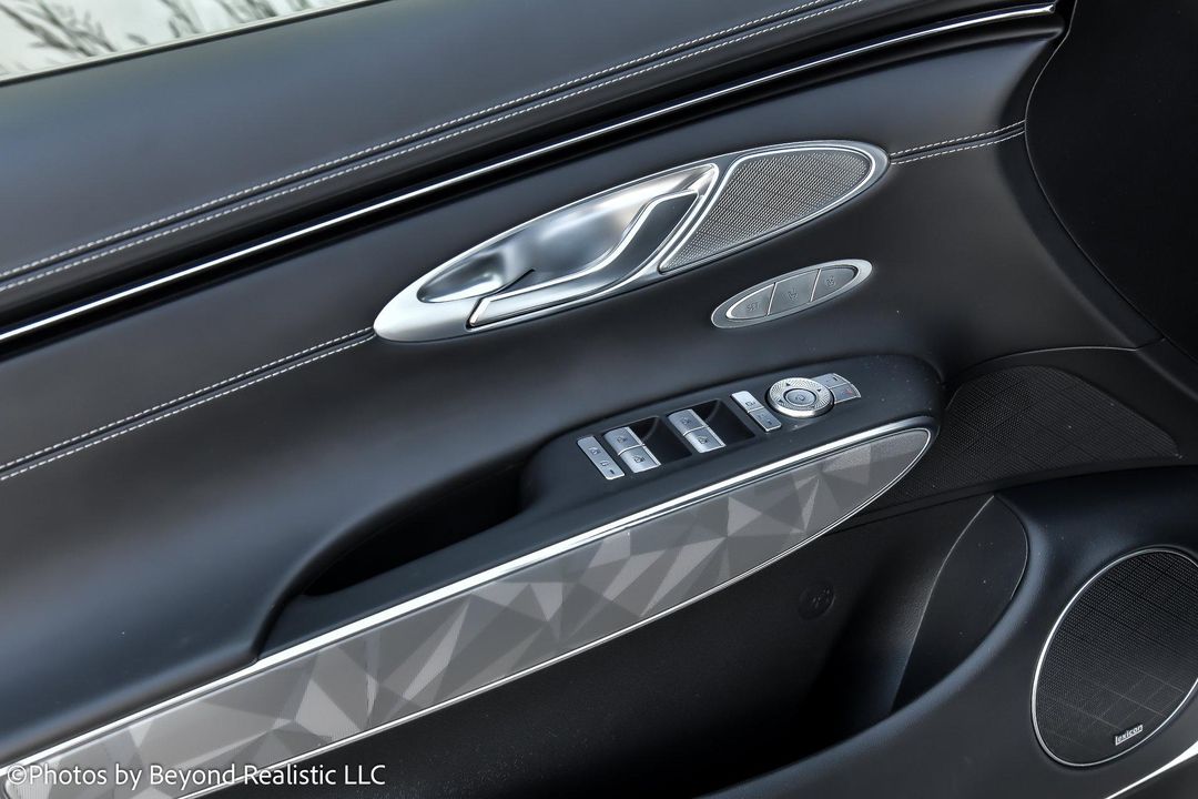 2024 Genesis GV70