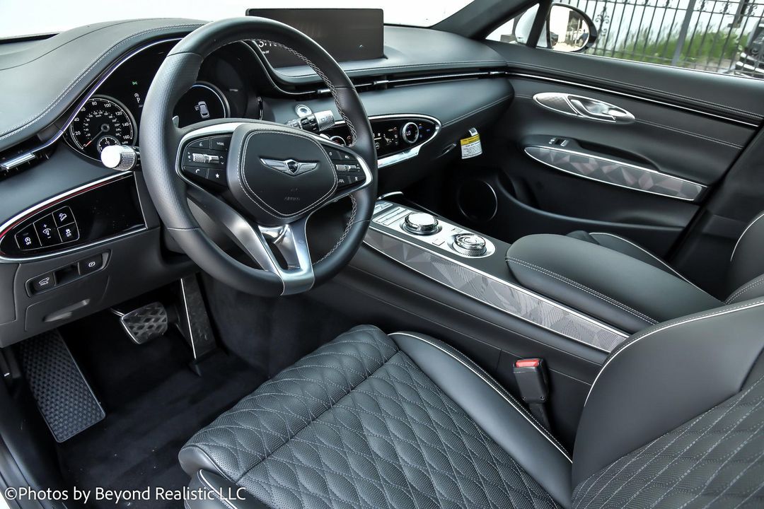 2024 Genesis GV70