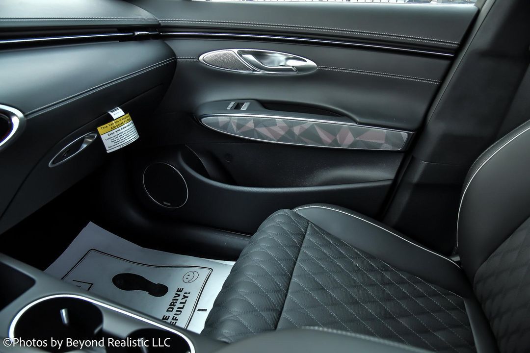 2024 Genesis GV70