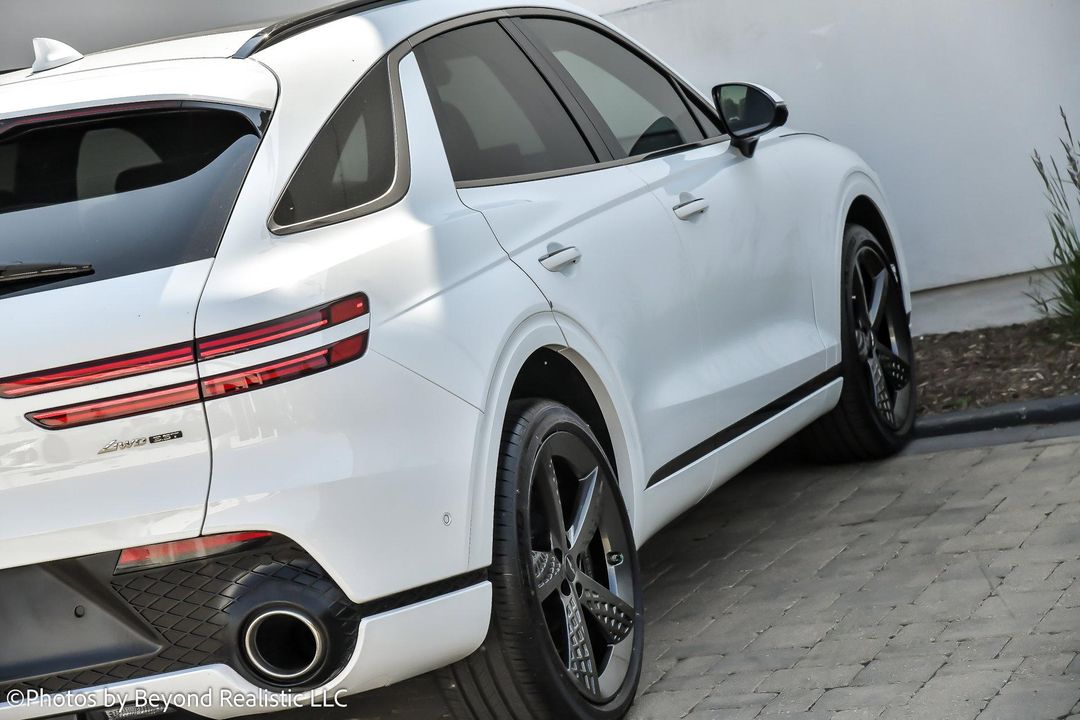 2024 Genesis GV70