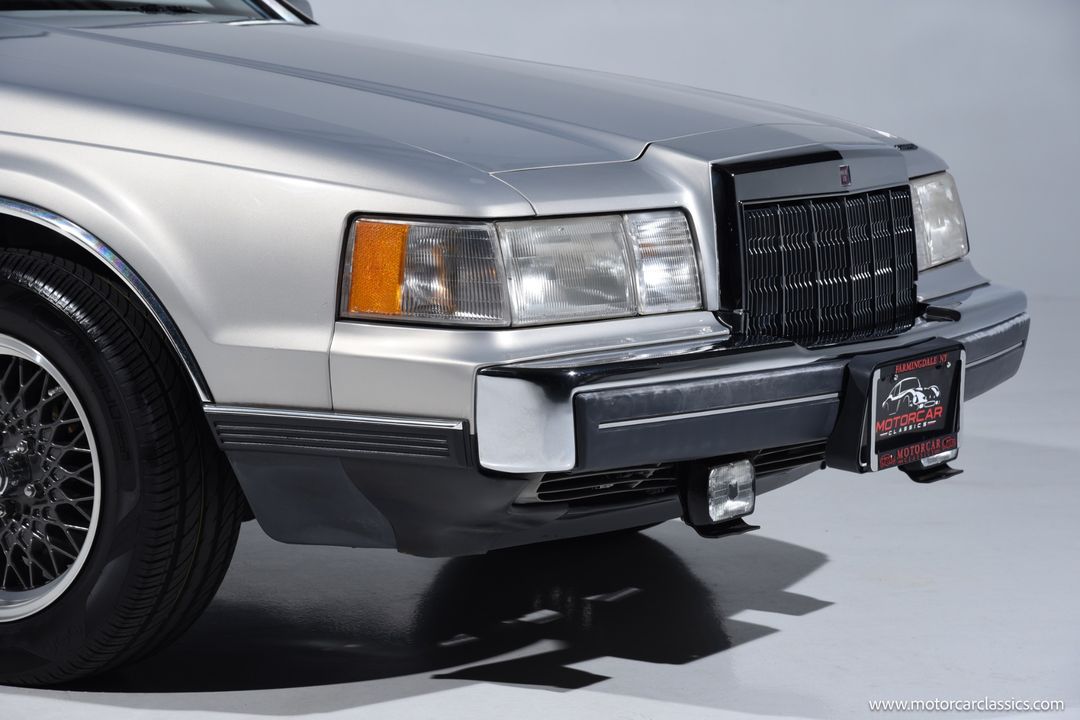 1990 Lincoln Mark VII