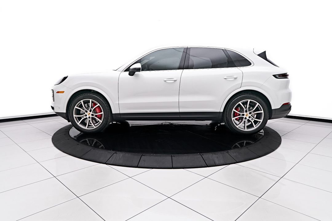 2024 Porsche Cayenne