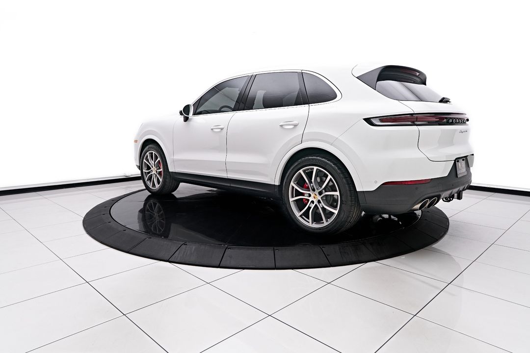 2024 Porsche Cayenne