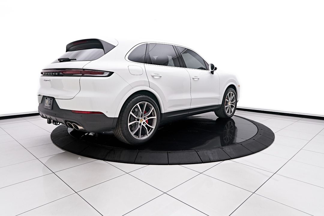 2024 Porsche Cayenne