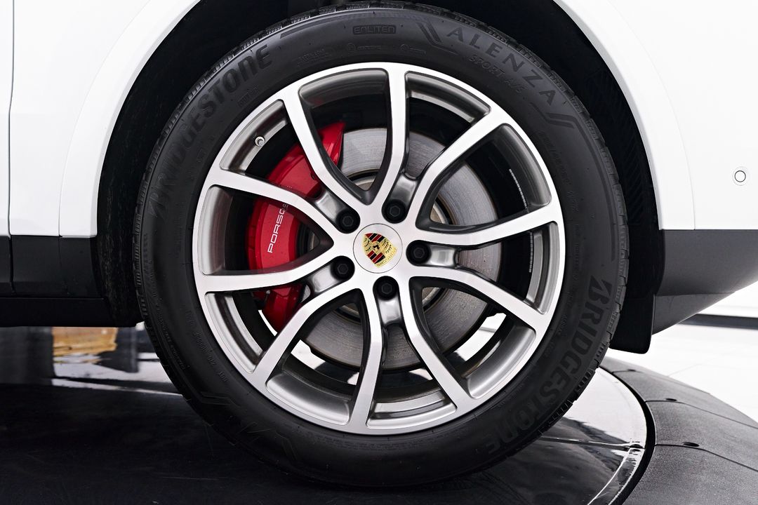 2024 Porsche Cayenne