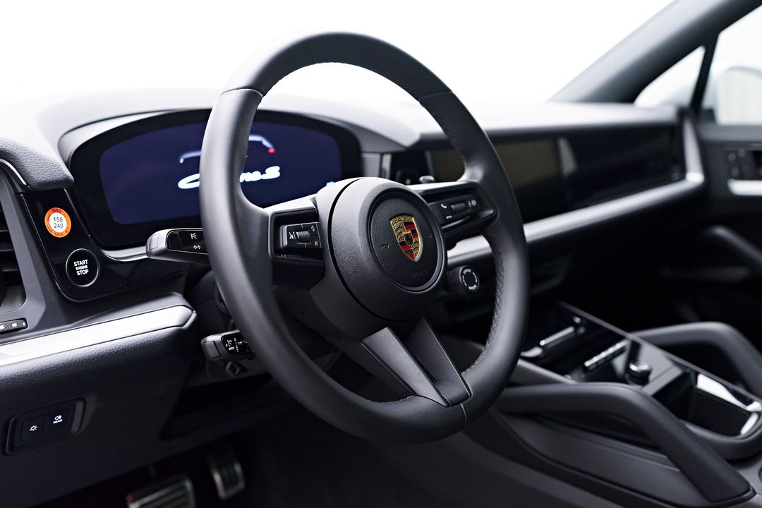 2024 Porsche Cayenne