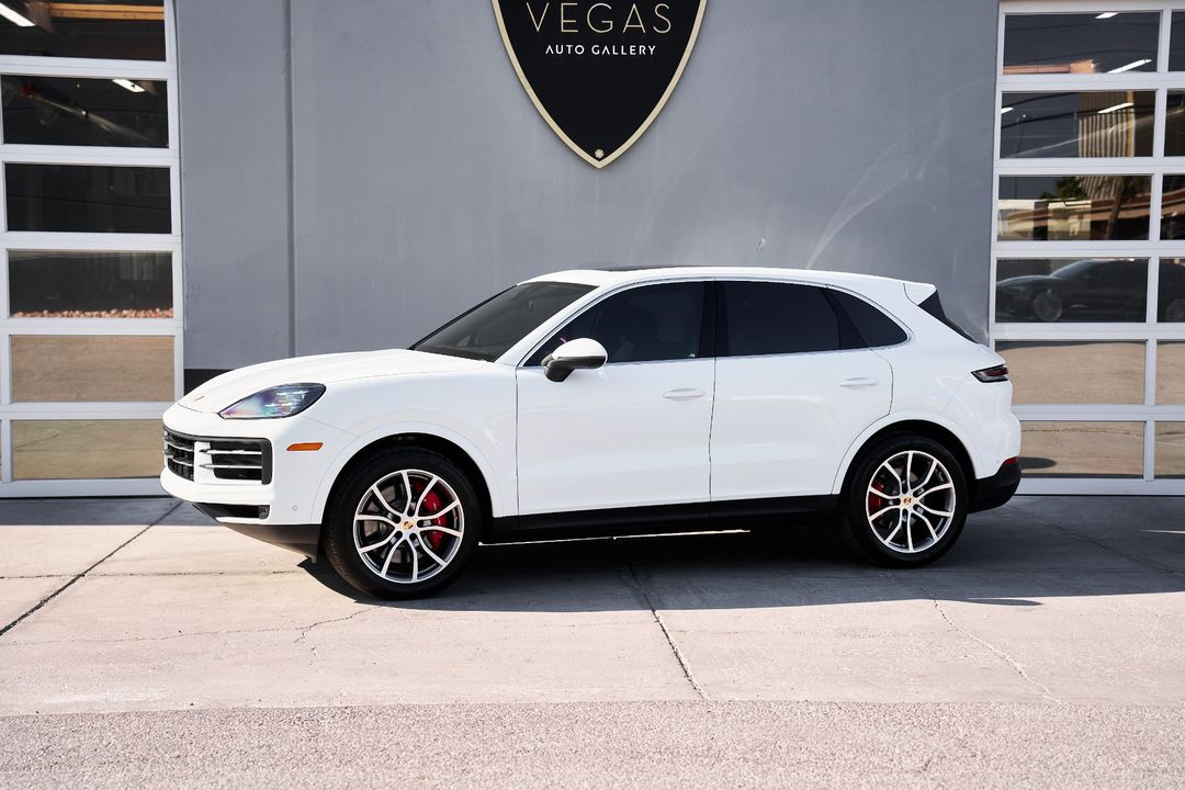 2024 Porsche Cayenne