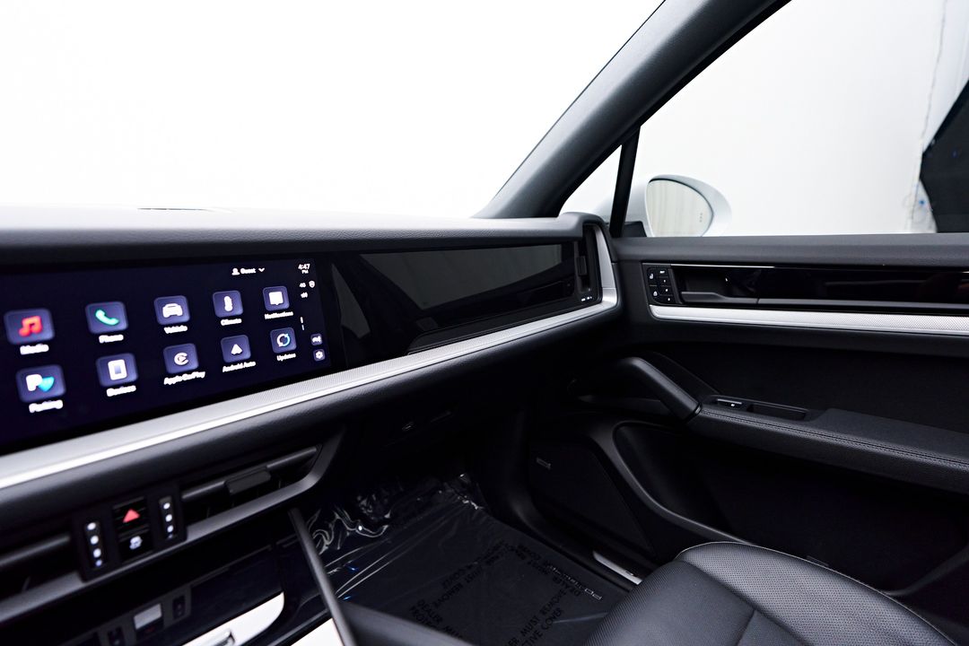 2024 Porsche Cayenne