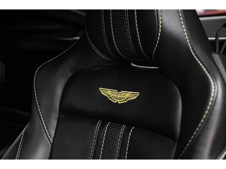 2020 Aston Martin Vantage