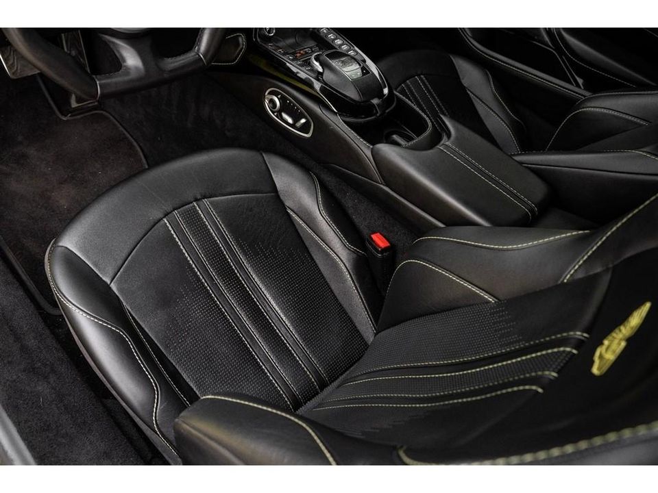 2020 Aston Martin Vantage