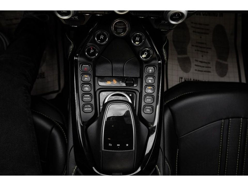 2020 Aston Martin Vantage