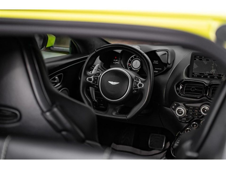 2020 Aston Martin Vantage
