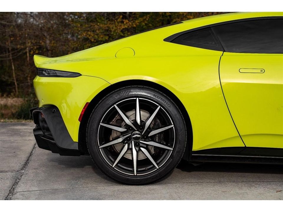 2020 Aston Martin Vantage
