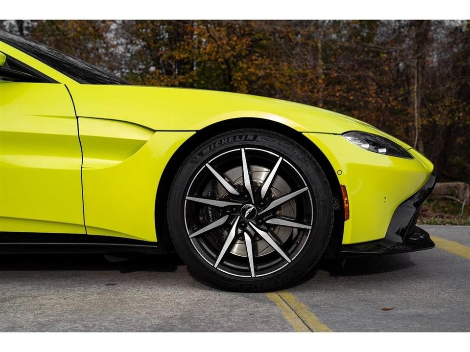 2020 Aston Martin Vantage