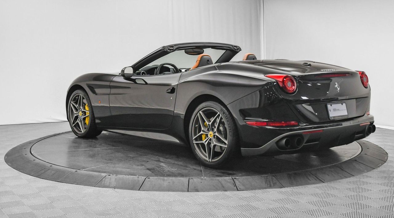 2017 Ferrari California T