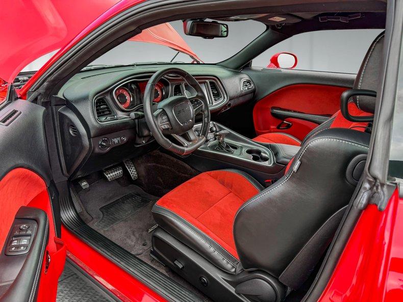 2016 Dodge Challenger Hellcat