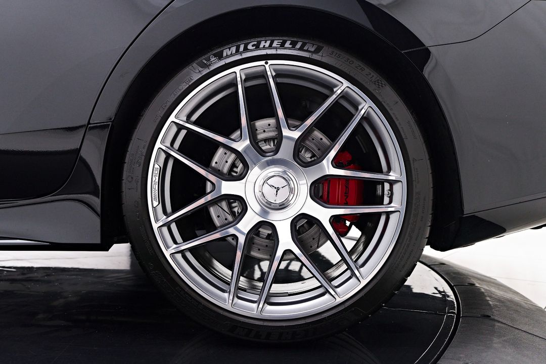 2023 Mercedes-Benz AMG   GT 63