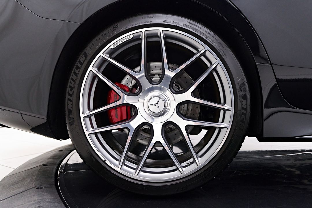 2023 Mercedes-Benz AMG   GT 63