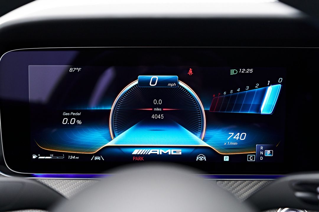 2023 Mercedes-Benz AMG   GT 63
