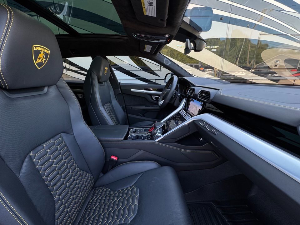 2021 Lamborghini Urus