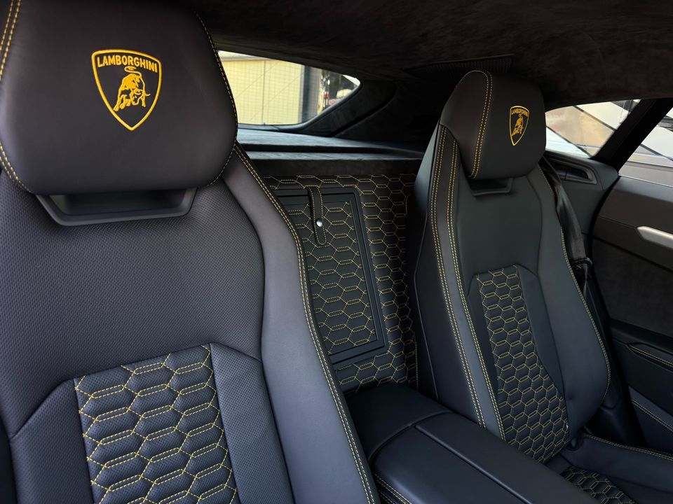 2021 Lamborghini Urus