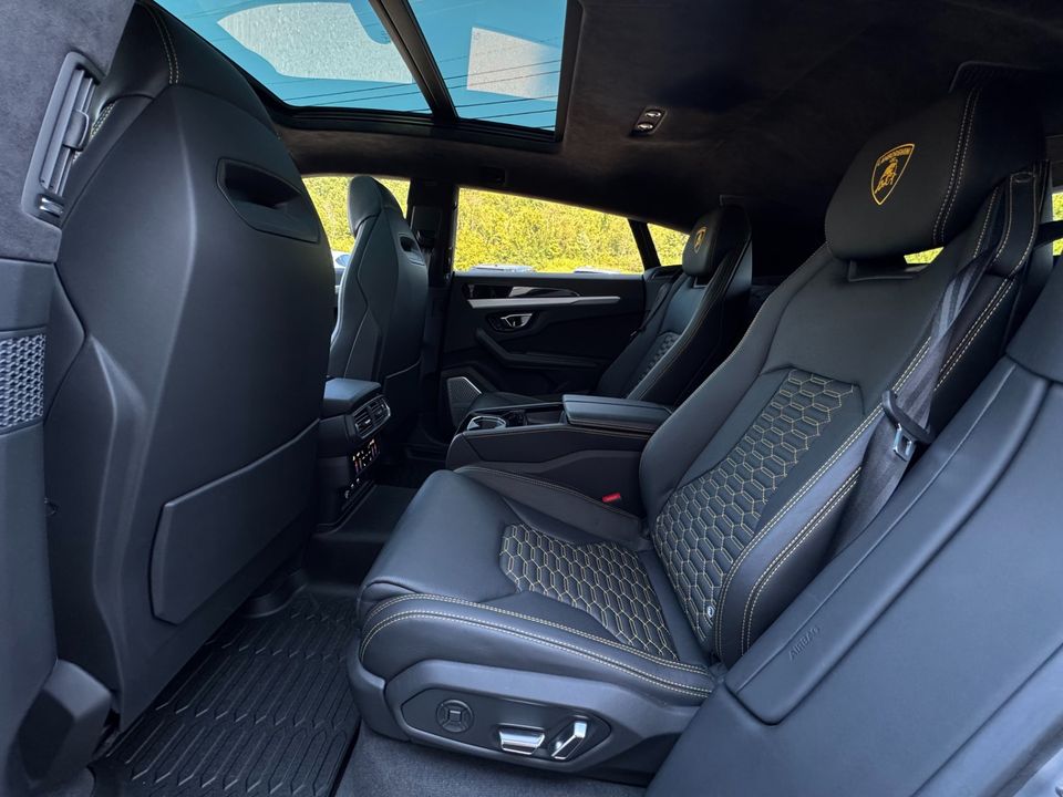 2021 Lamborghini Urus
