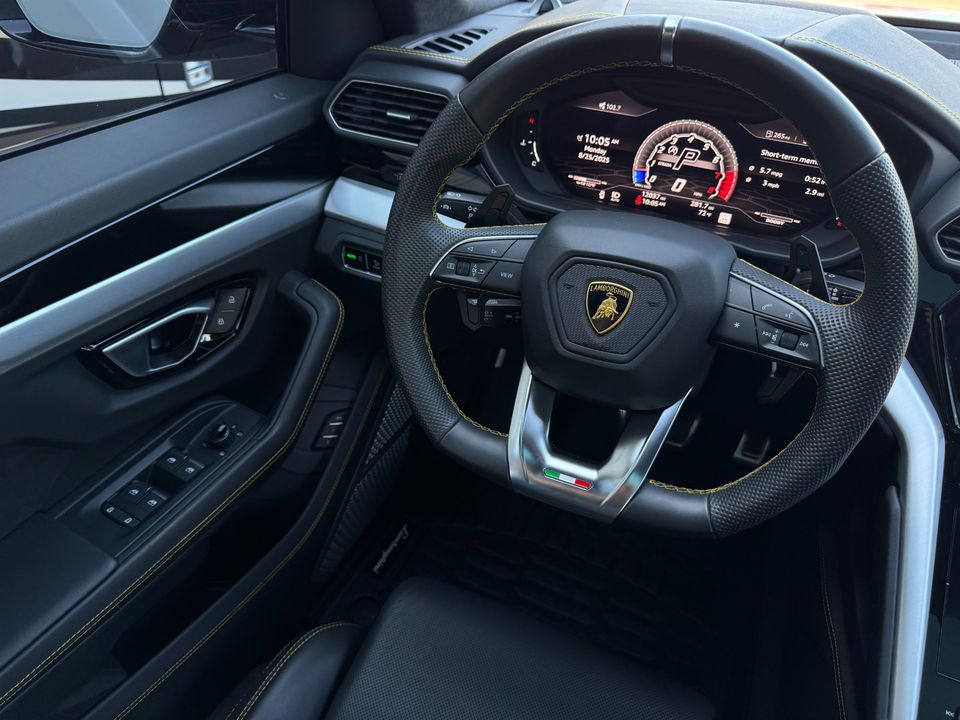 2021 Lamborghini Urus
