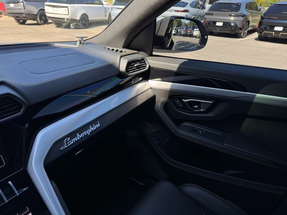 2021 Lamborghini Urus
