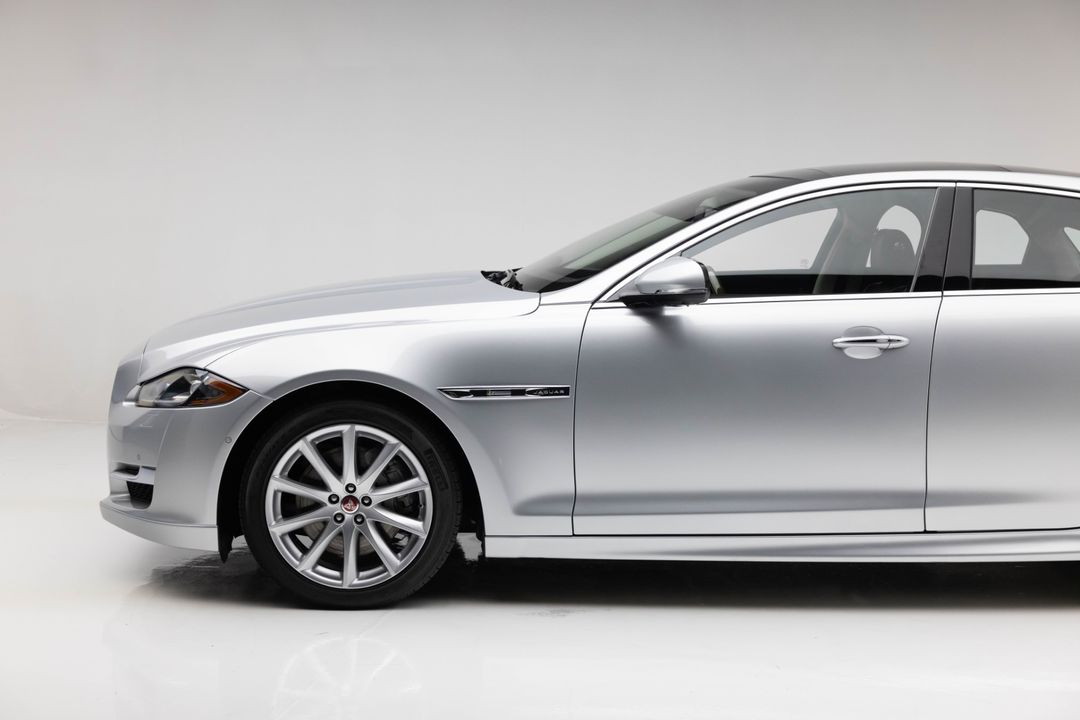 2016 Jaguar XJ