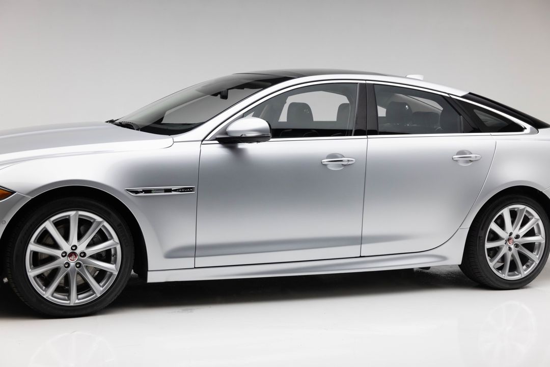 2016 Jaguar XJ