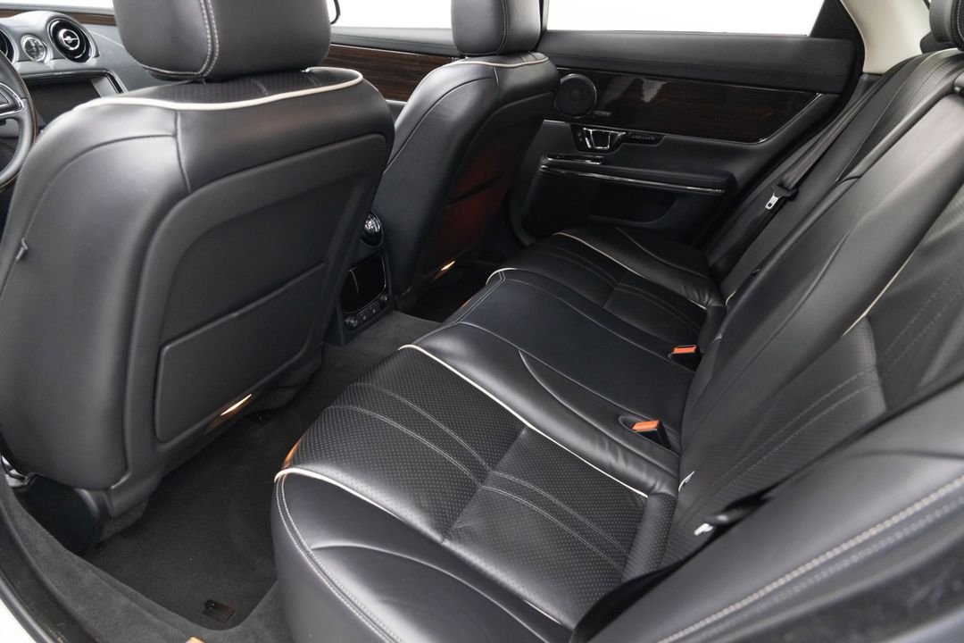 2016 Jaguar XJ