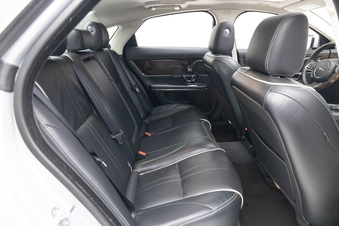 2016 Jaguar XJ