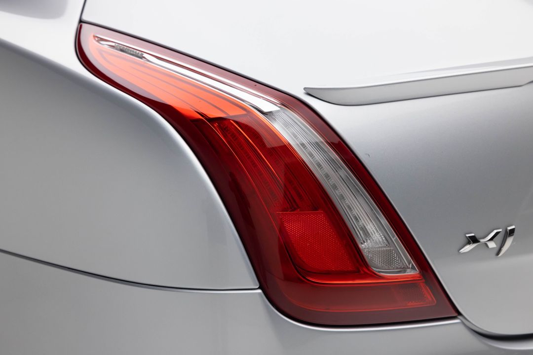 2016 Jaguar XJ