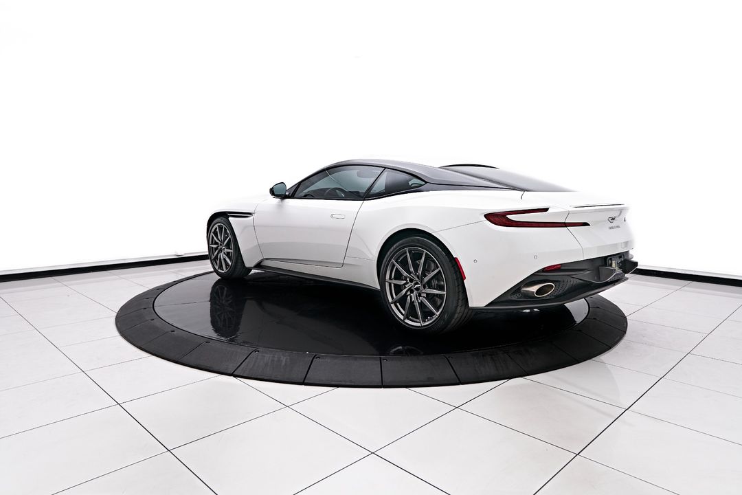2019 Aston Martin DB11