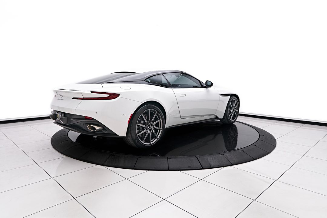 2019 Aston Martin DB11