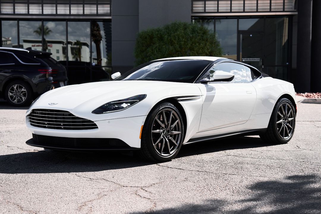 2019 Aston Martin DB11