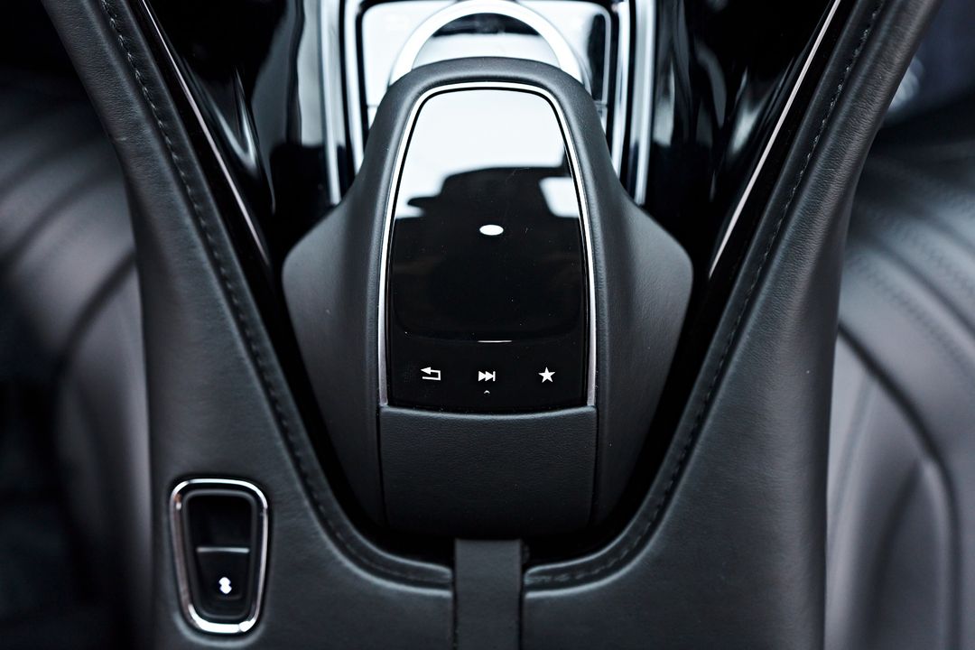 2019 Aston Martin DB11