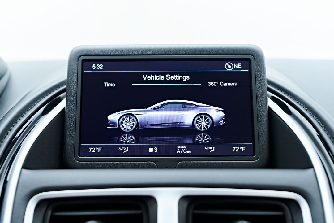2019 Aston Martin DB11