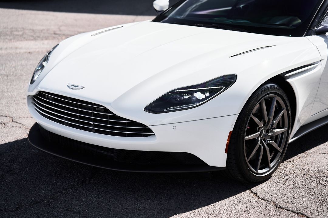 2019 Aston Martin DB11