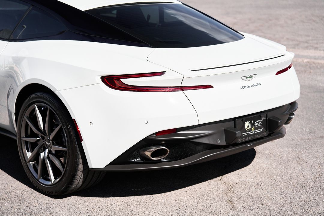 2019 Aston Martin DB11