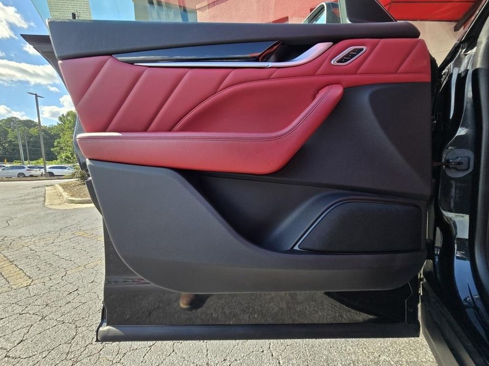 2022 Maserati Levante