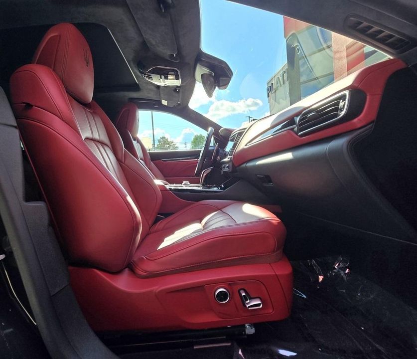 2022 Maserati Levante