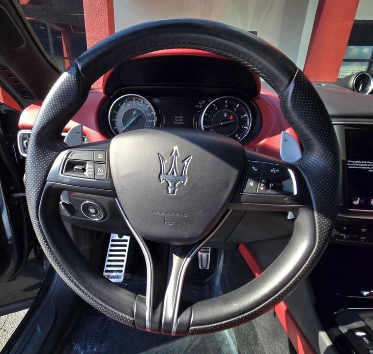 2022 Maserati Levante