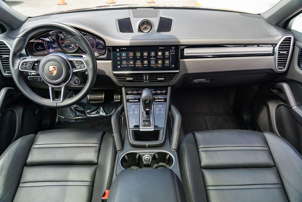 2023 Porsche Cayenne Coupe