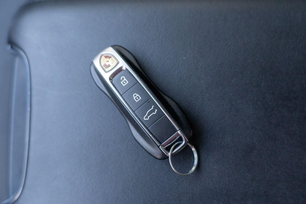 2023 Porsche Cayenne Coupe