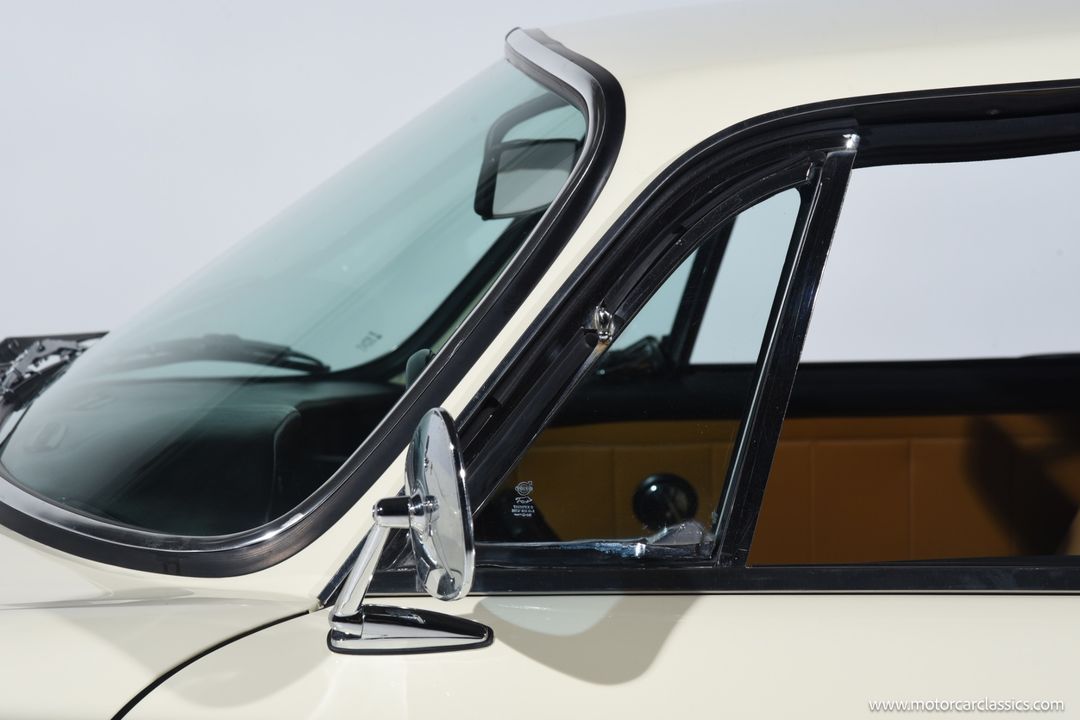 1973 Volvo 1800ES
