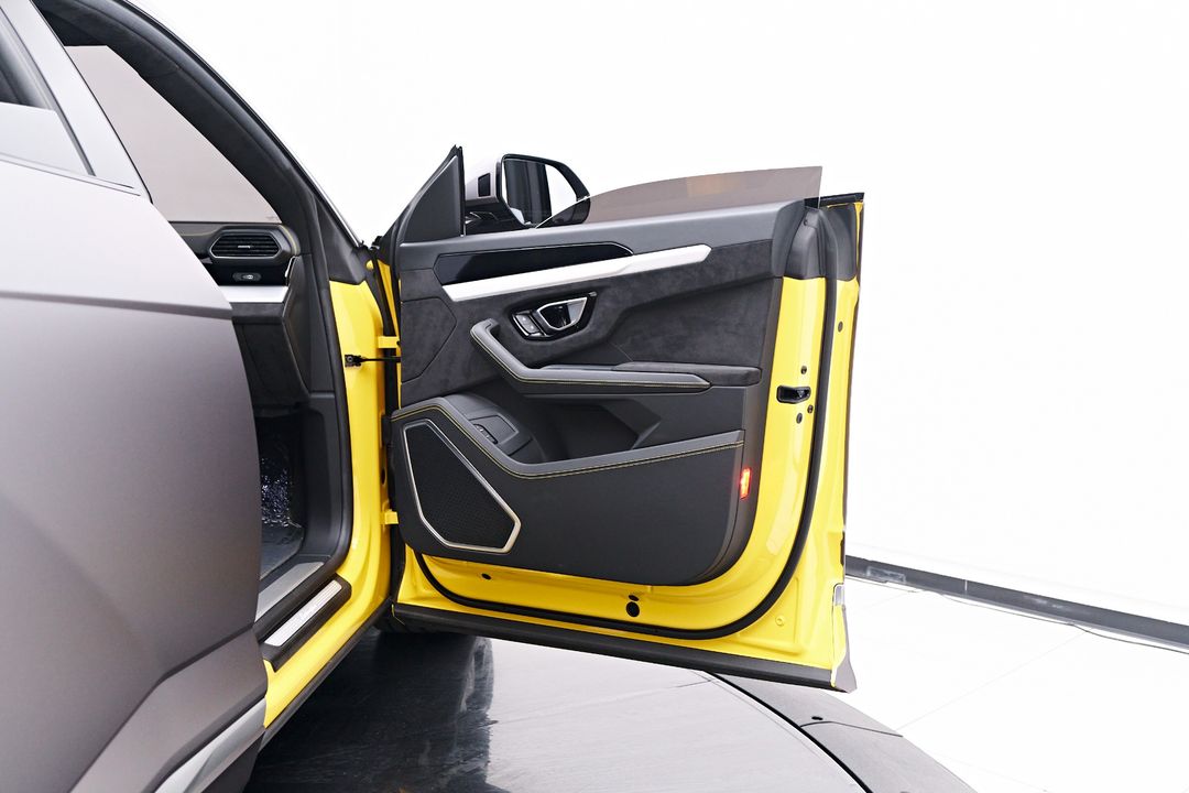 2021 Lamborghini Urus